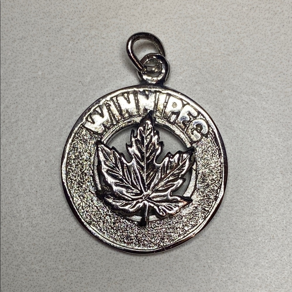 Sterling Silver Winnipeg Maple Leaf‎ Pendant 925